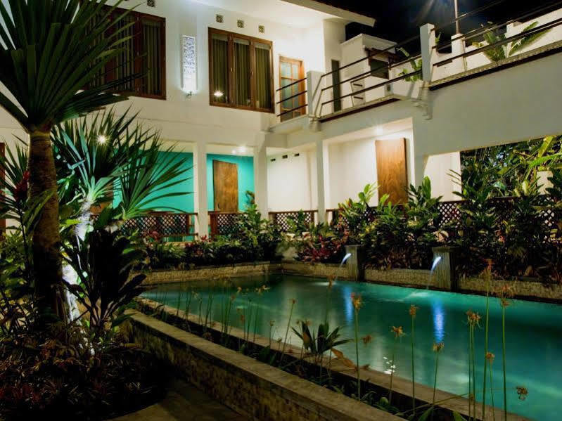 Family Hotel Gradia 2 Batu  Esterno foto